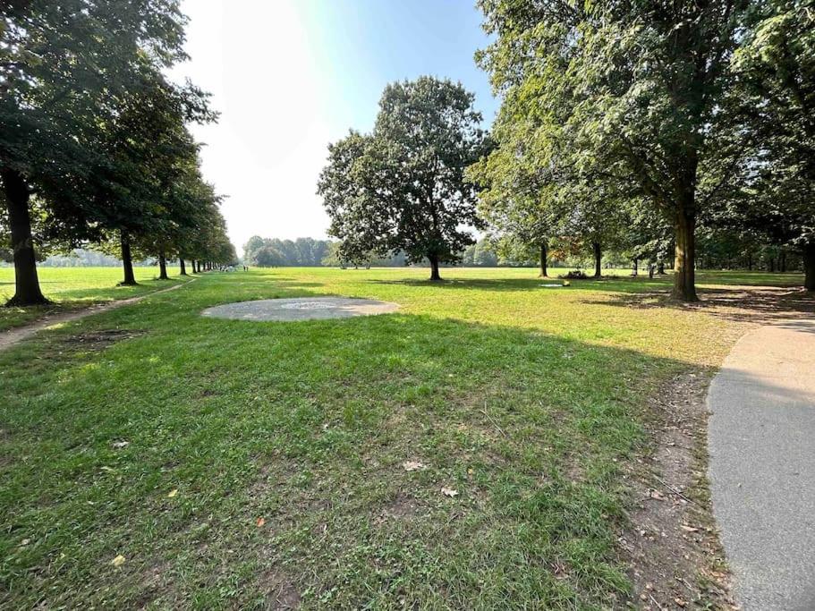 Oasi A Due Passi Dal Parco Nord Milano Bresso Exterior foto